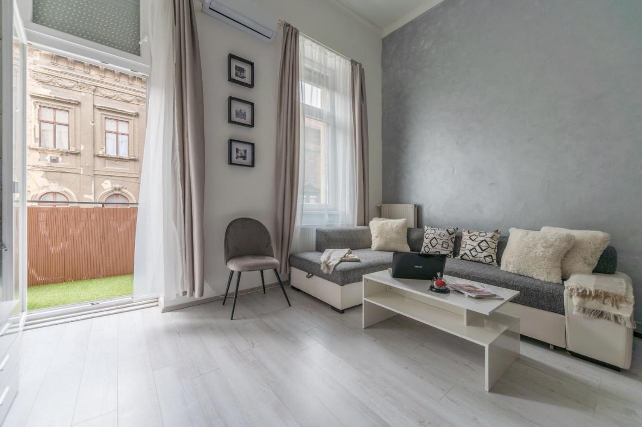 Downtown Gem Aircond Close To Heroes' Square بودابست المظهر الخارجي الصورة